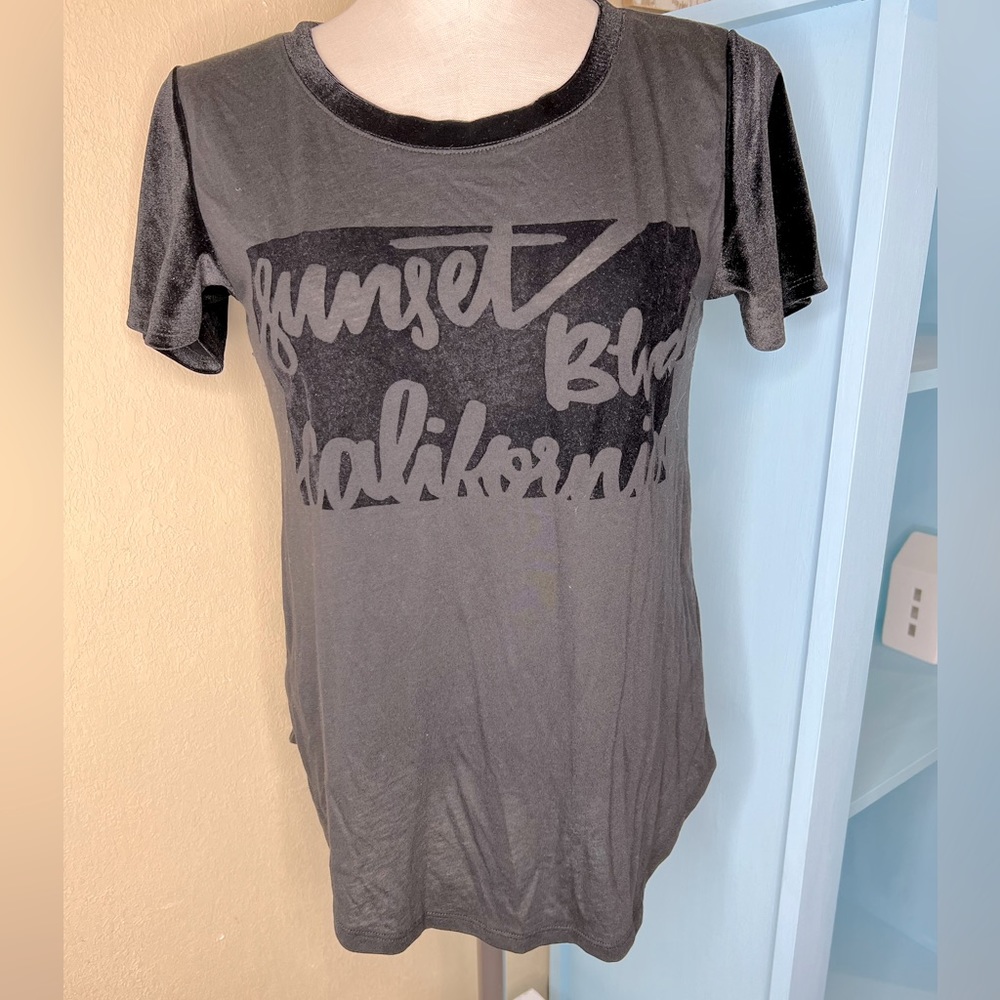 Hollister Tee